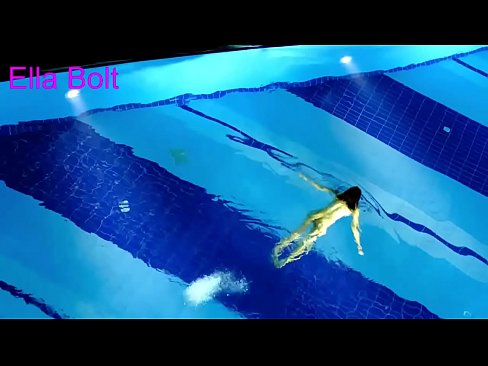 ❤️ నేను చూడటం ఆపలేను, ELLA BOLT రిసార్ట్ పూల్‌లో నగ్నంగా ఈత కొడుతూ దొరికిన యువ అందగత్తె ☑ రష్యన్ పోర్న్ మా వద్ద te.massagecenter-yalta.ru ❌❤